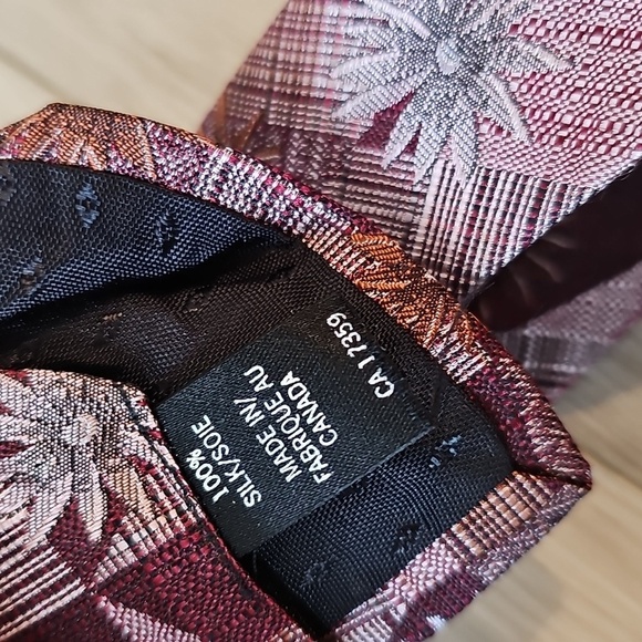 Vintage ARROW Geometric Floral Silk Neck Tie - Picture 9 of 12